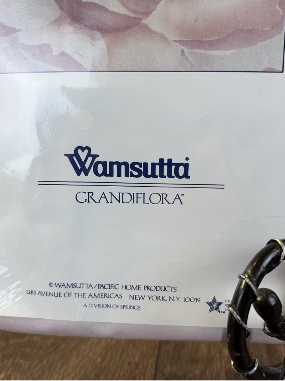 New Old Stock Supercale Plus Wamsutta Full Flat Sheet Pink, Blue & Gray Floral - Picture 4 of 5